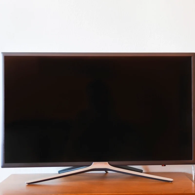43" Full HD Smart TV